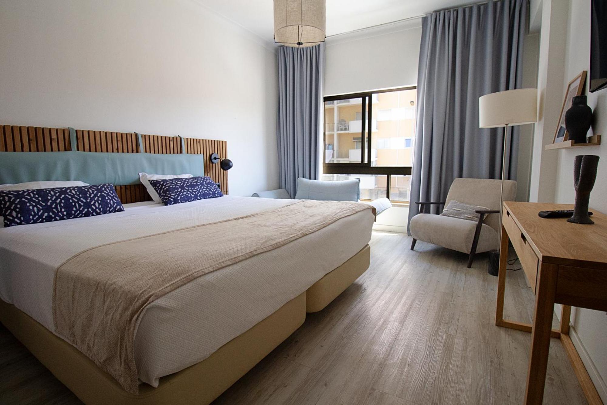 Wot Costa Da Caparica Otel Dış mekan fotoğraf