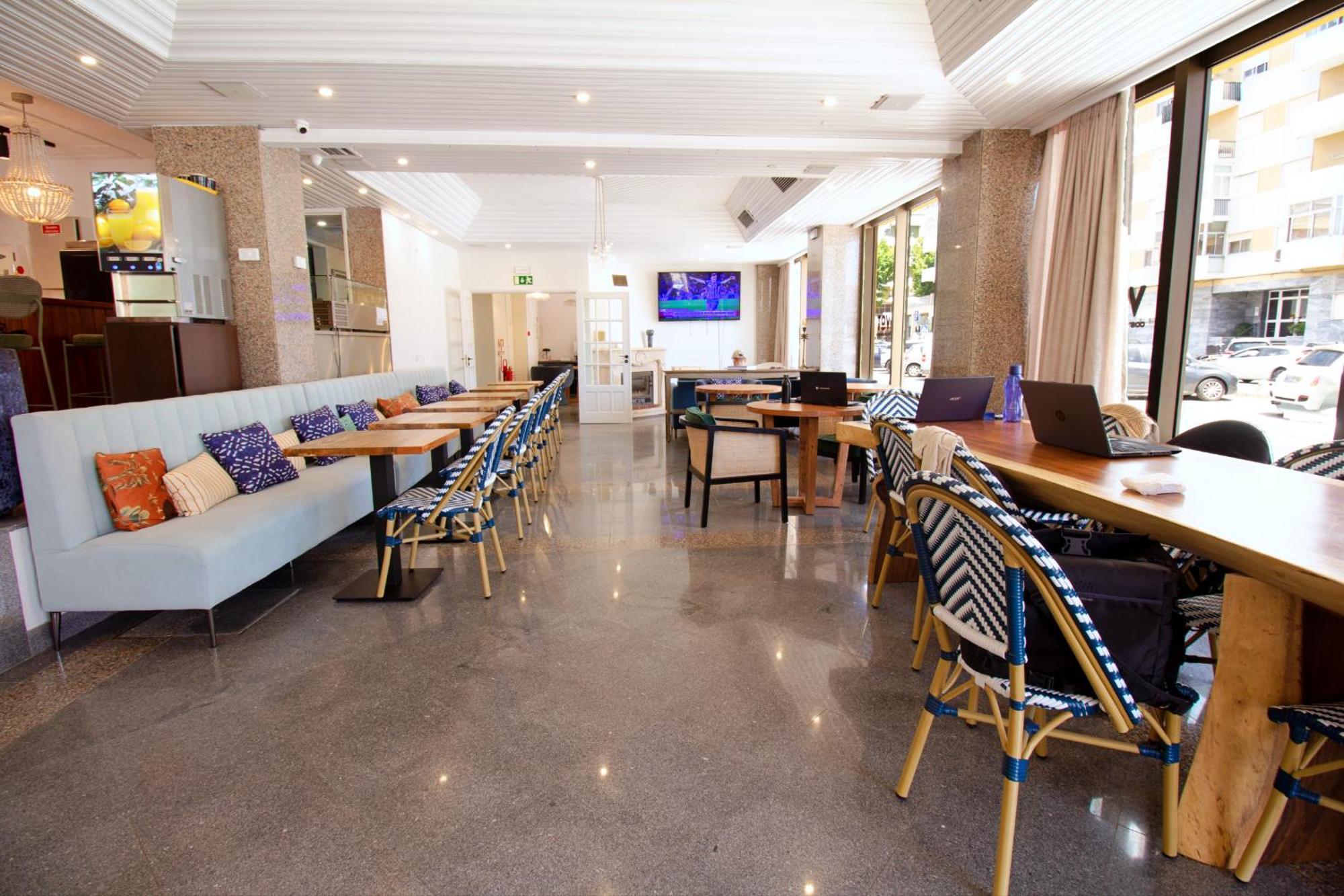 Wot Costa Da Caparica Otel Dış mekan fotoğraf