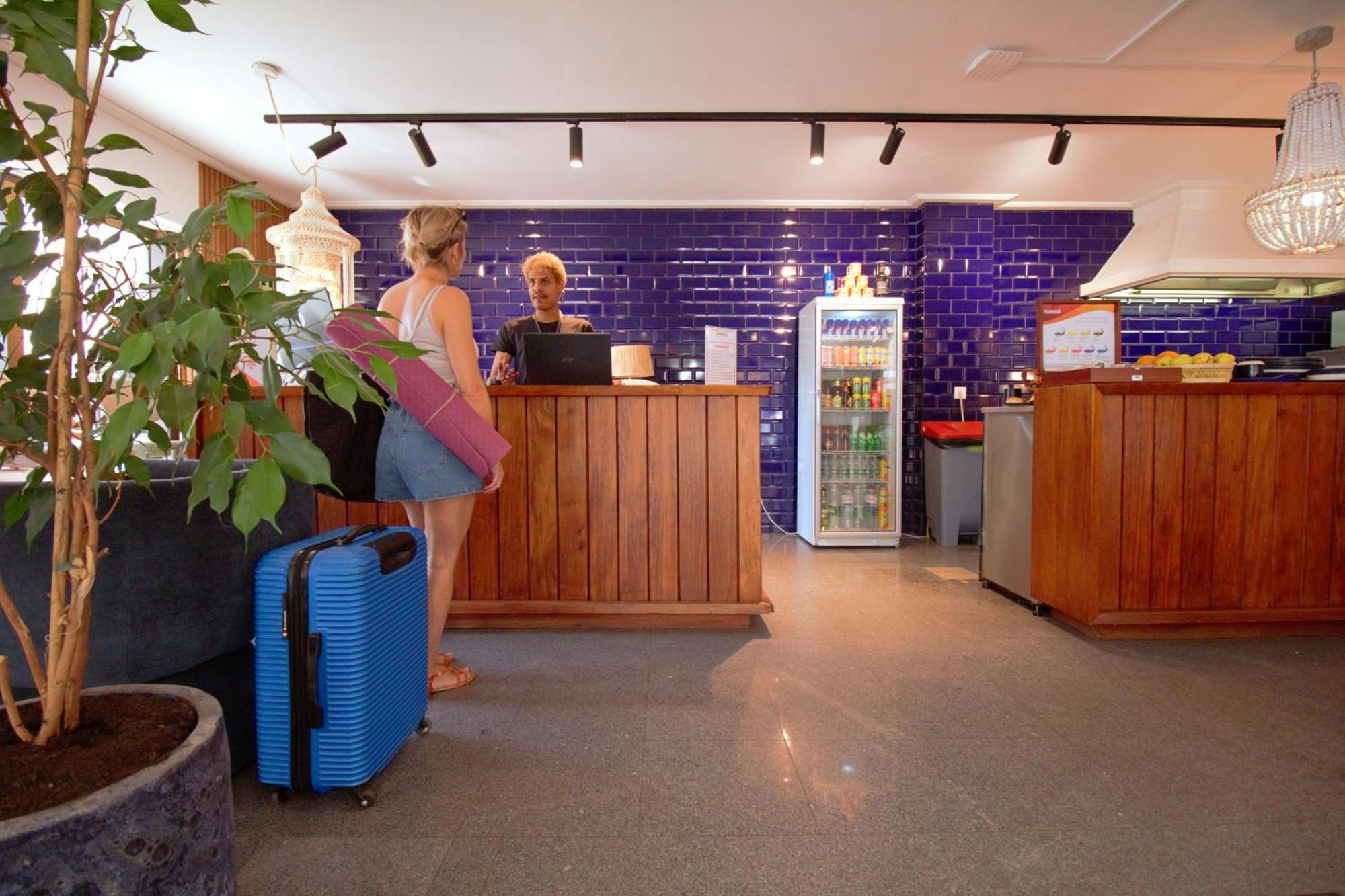 Wot Costa Da Caparica Otel Dış mekan fotoğraf