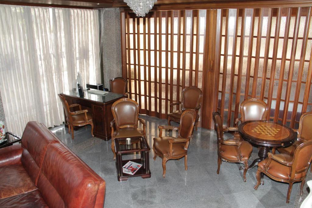 Wot Costa Da Caparica Otel Dış mekan fotoğraf